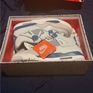 Jordan 4 GS Military Blue 7y